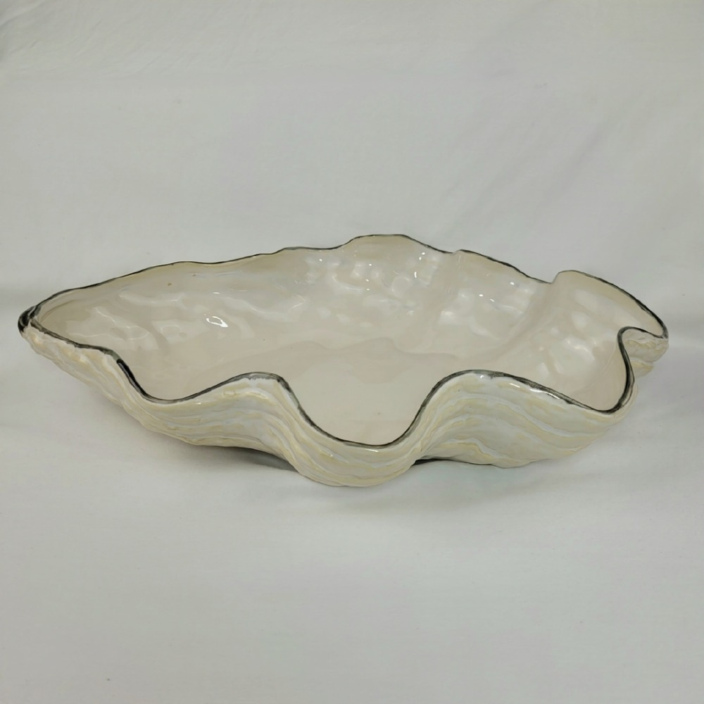Pottery Barn Under the Sea Clam Shell Serving Bowl Cream Ceramic Coastal Decor